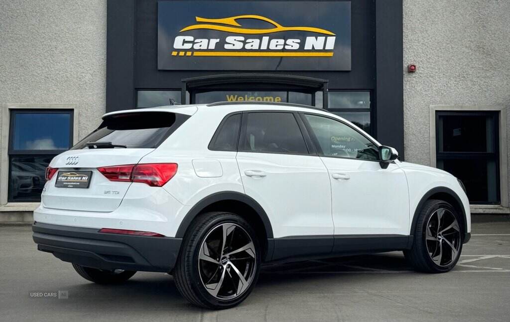 Mar 2022 Audi Q3 35 TDI Technik 5dr S Tronic