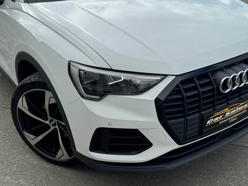 Mar 2022 Audi Q3 35 TDI Technik 5dr S Tronic