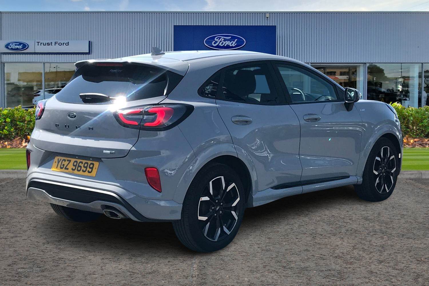 May 2023 Ford Puma 1.0 EcoBoost Hybrid mHEV ST-Line X 5dr