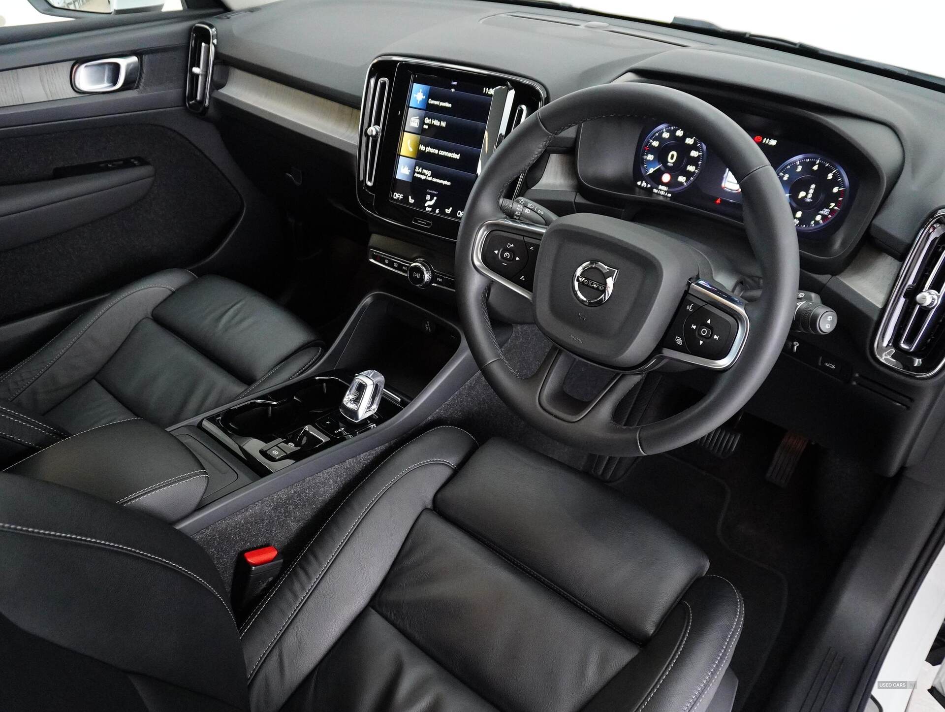 Jul 2021 Volvo XC40 2.0 B4P Inscription Pro 5dr AWD Auto [7 speed]