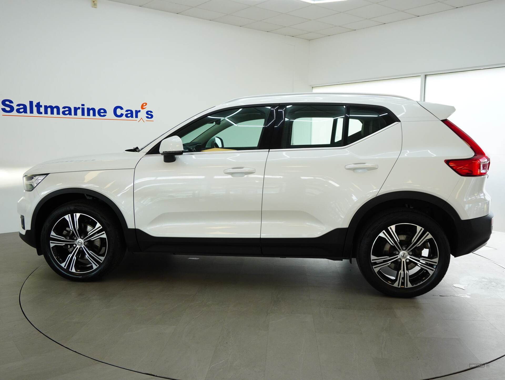 Jul 2021 Volvo XC40 2.0 B4P Inscription Pro 5dr AWD Auto [7 speed]