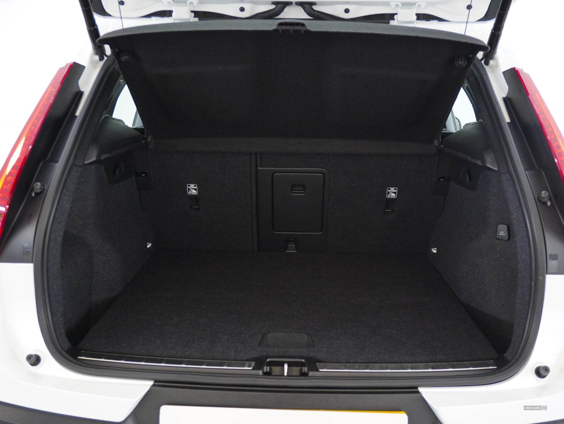 Jul 2021 Volvo XC40 2.0 B4P Inscription Pro 5dr AWD Auto [7 speed]
