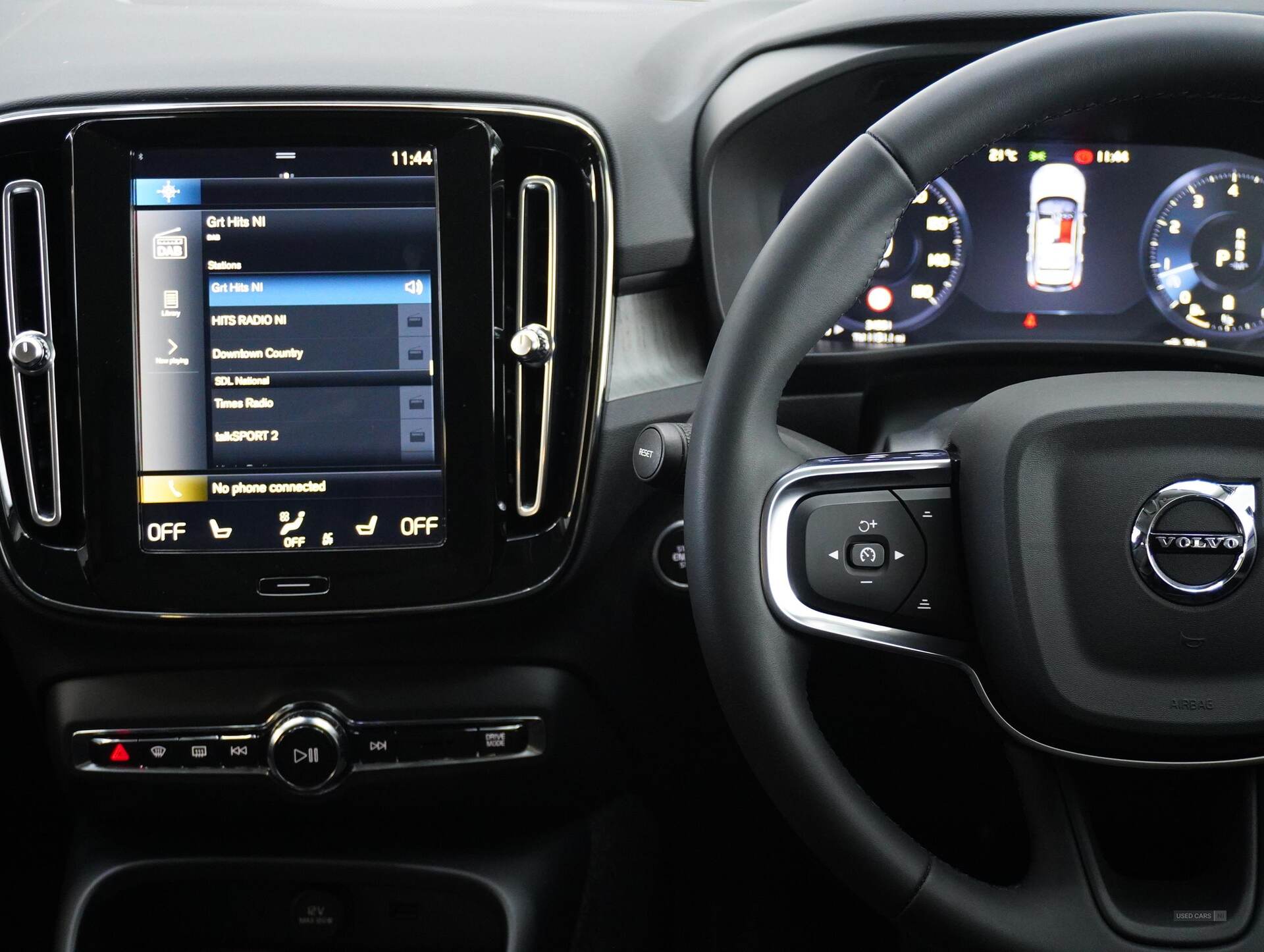 Jul 2021 Volvo XC40 2.0 B4P Inscription Pro 5dr AWD Auto [7 speed]