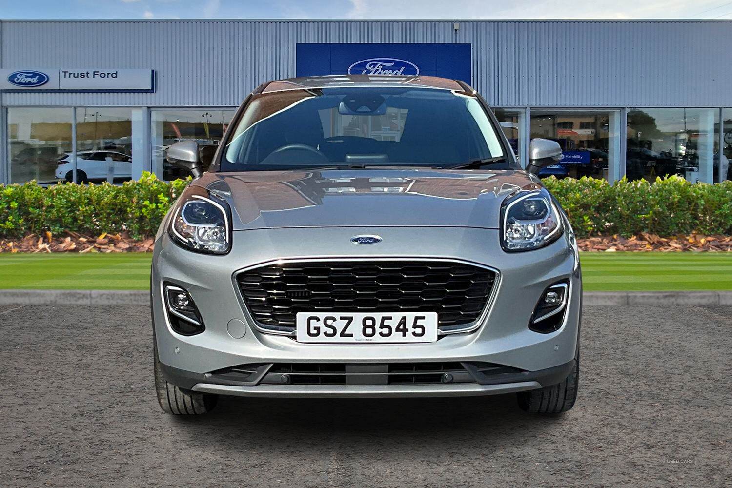 Apr 2023 Ford Puma 1.0 EcoBoost Hybrid mHEV Titanium 5dr