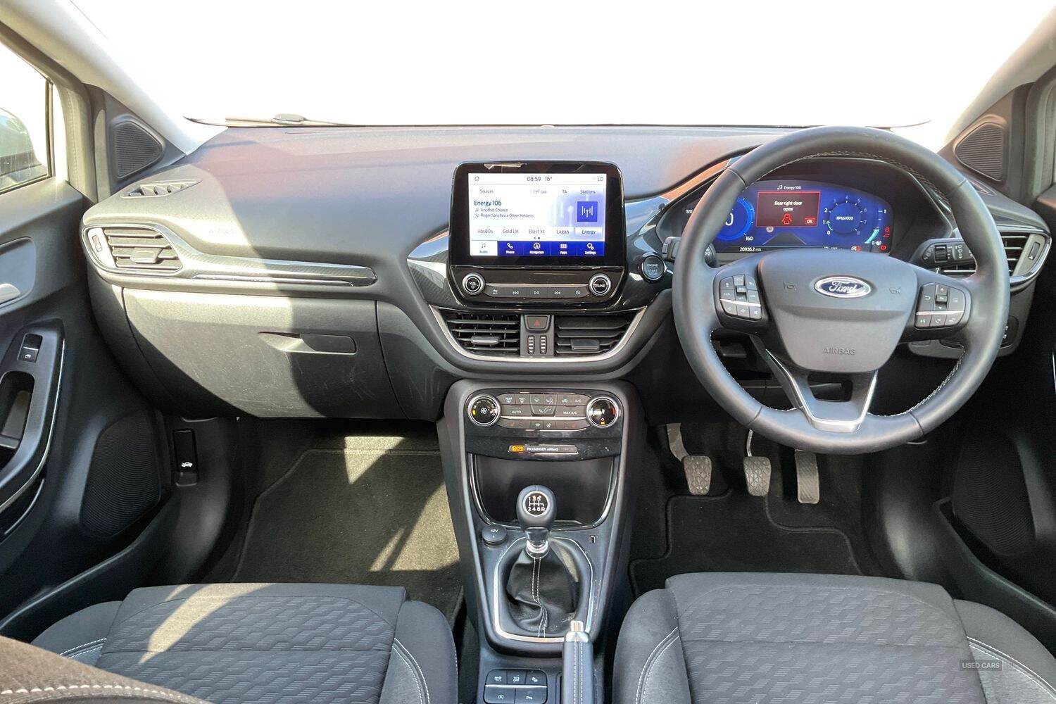 Apr 2023 Ford Puma 1.0 EcoBoost Hybrid mHEV Titanium 5dr