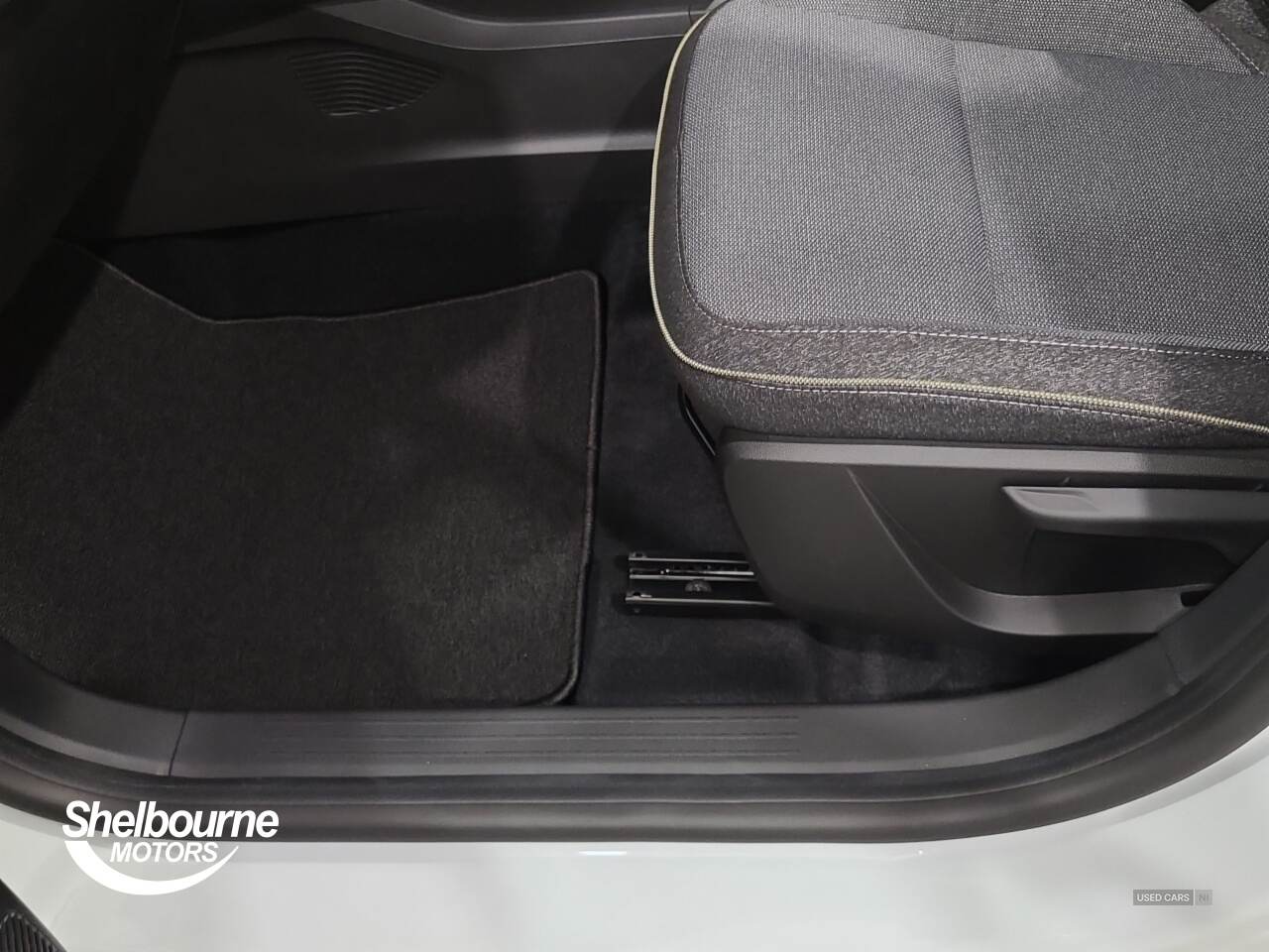 Jun 2025 Renault Captur 1.0 TCE 90 Techno 5dr