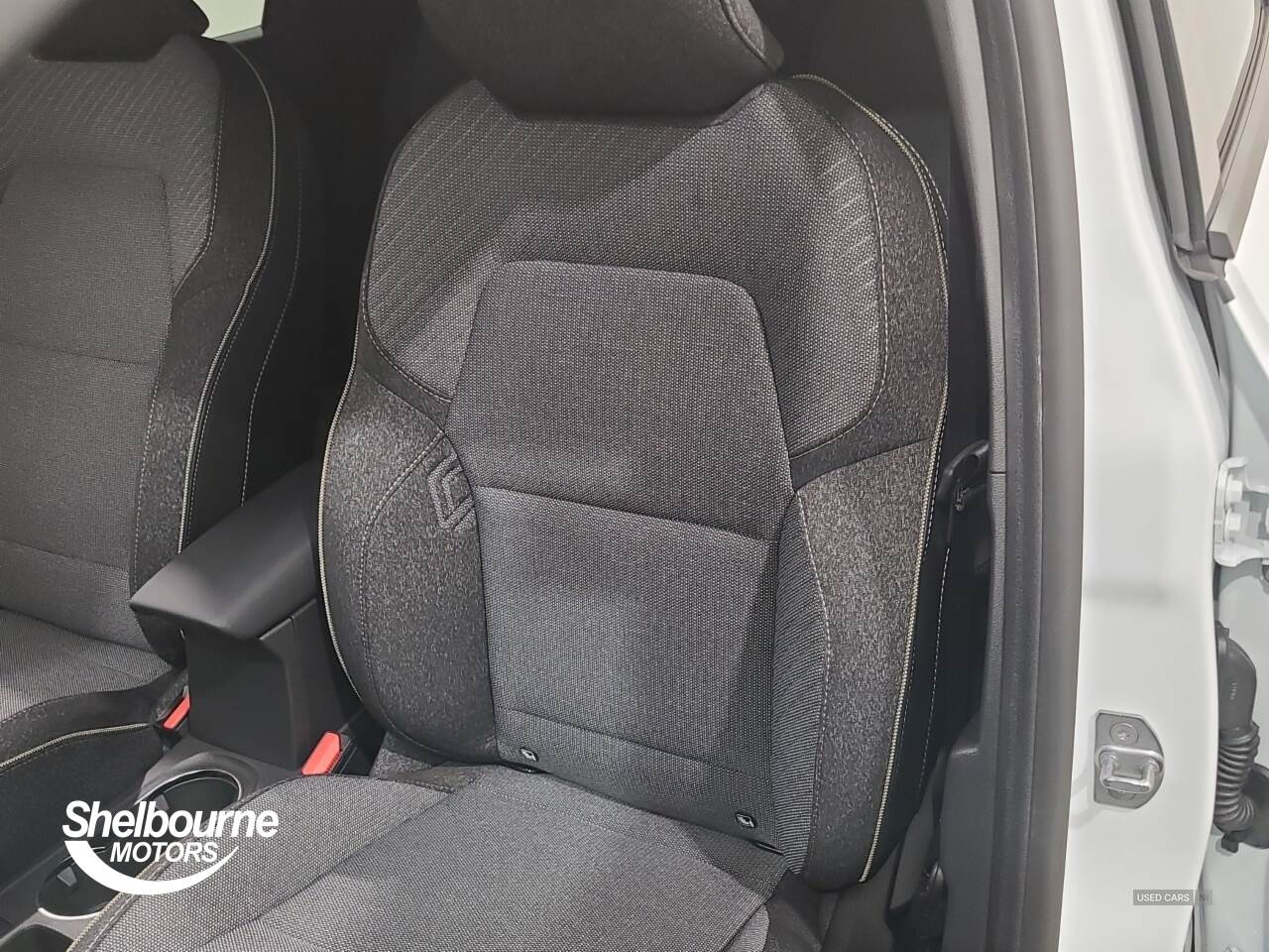 Jun 2025 Renault Captur 1.0 TCE 90 Techno 5dr