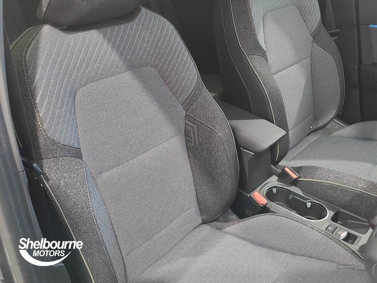 Jun 2025 Renault Captur 1.0 TCE 90 Techno 5dr