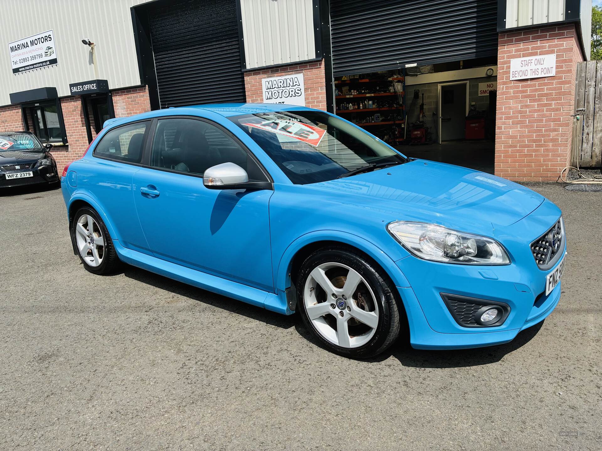 Jun 2012 Volvo C30 D2 [115] R DESIGN Lux 3dr