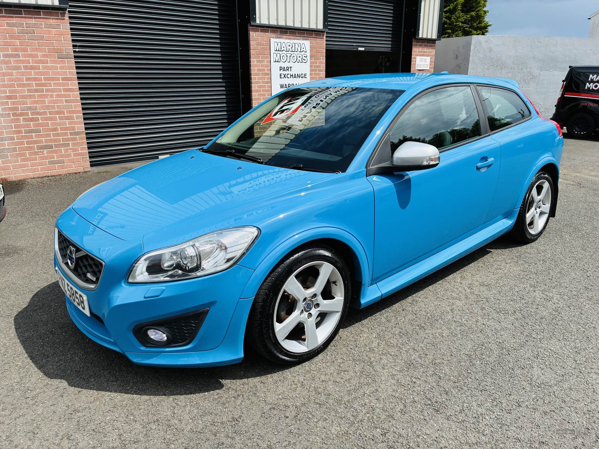Jun 2012 Volvo C30 D2 [115] R DESIGN Lux 3dr