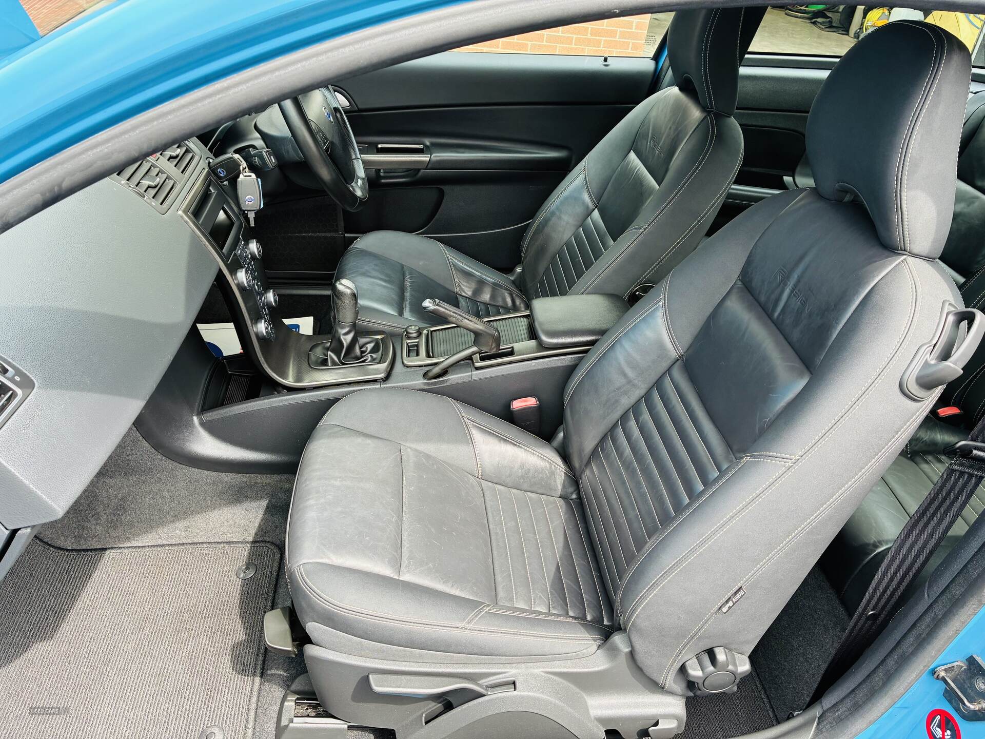 Jun 2012 Volvo C30 D2 [115] R DESIGN Lux 3dr