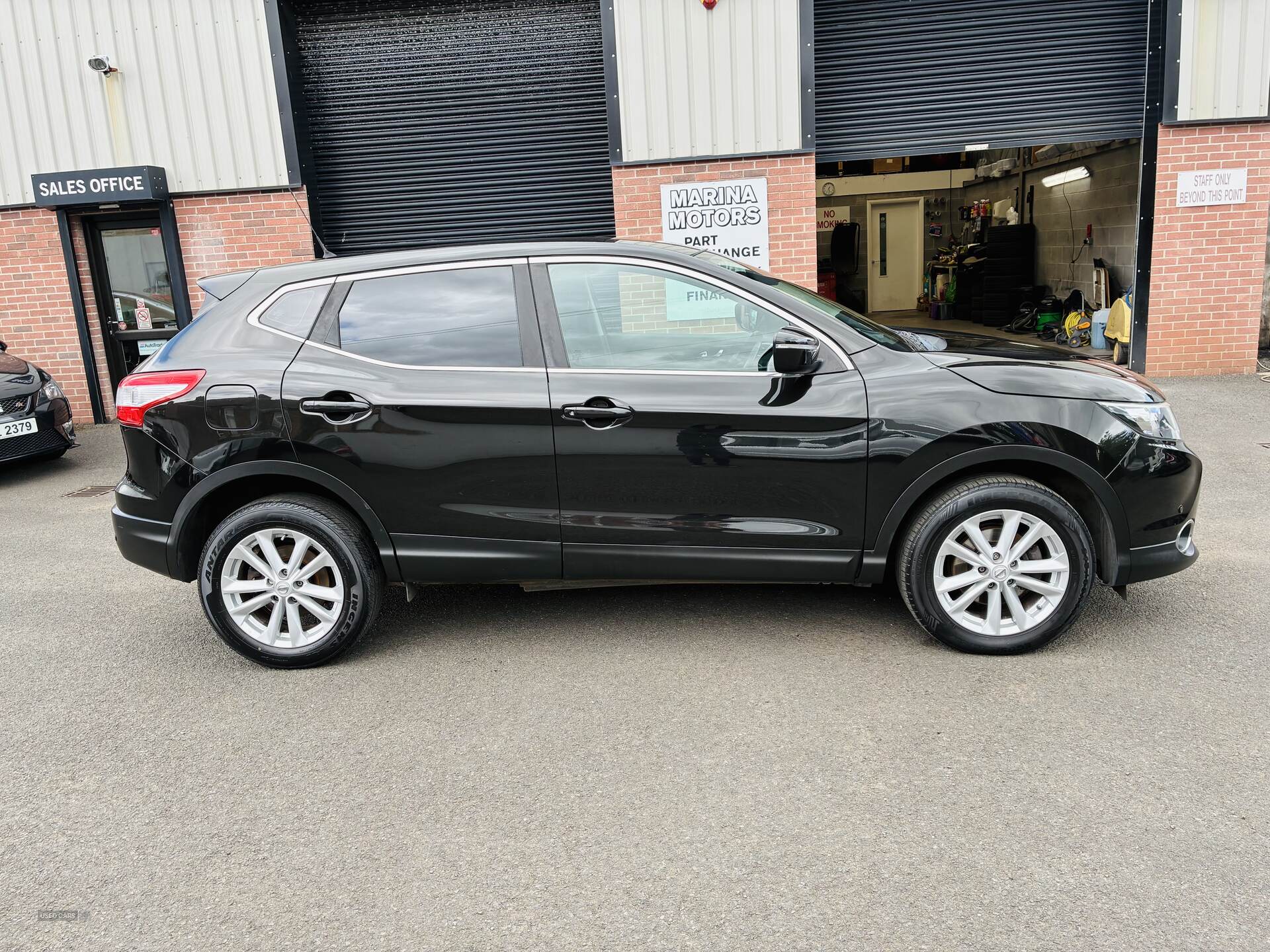 Nissan Qashqai DIESEL HATCHBACK in Antrim