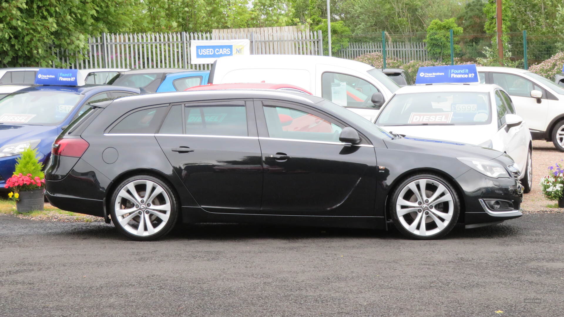 Vauxhall Insignia DIESEL SPORTS TOURER in Derry / Londonderry