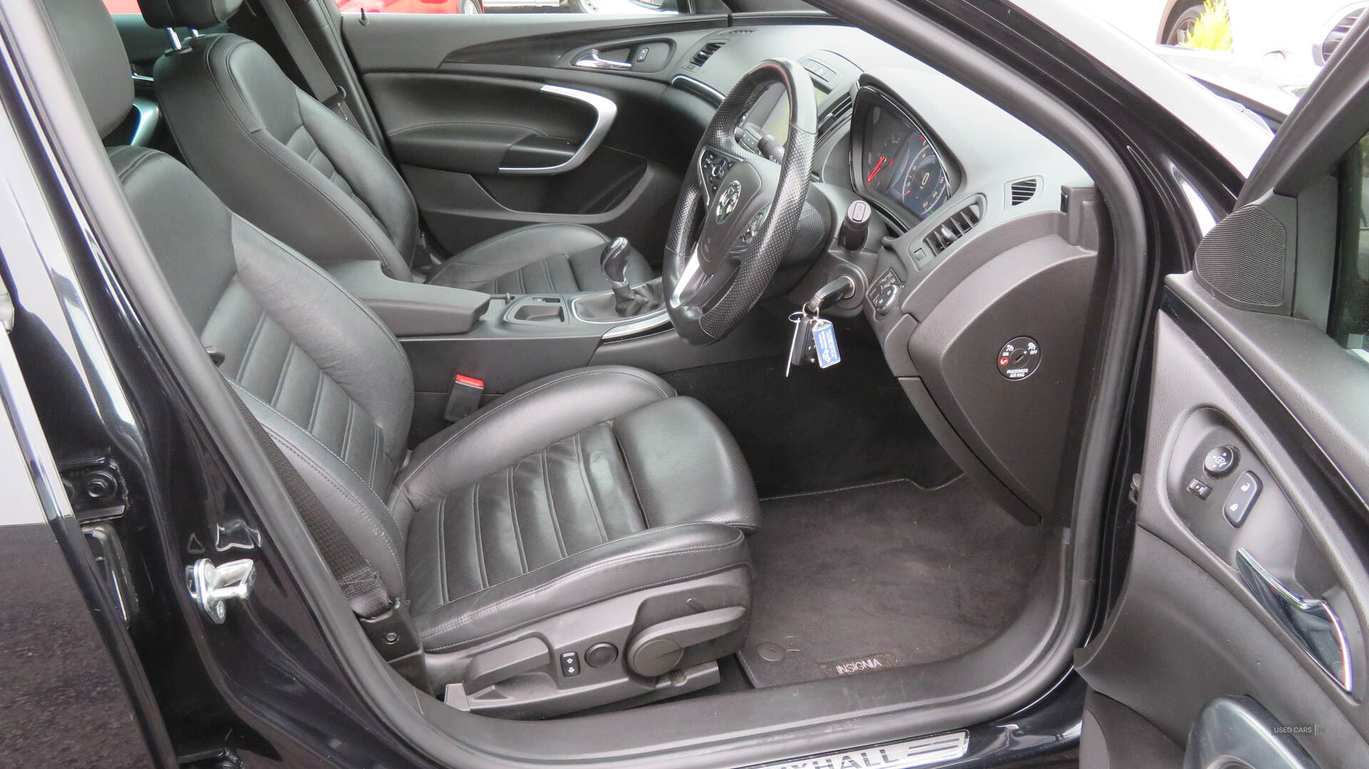 Vauxhall Insignia DIESEL SPORTS TOURER in Derry / Londonderry