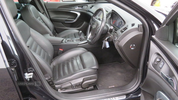 Vauxhall Insignia DIESEL SPORTS TOURER in Derry / Londonderry