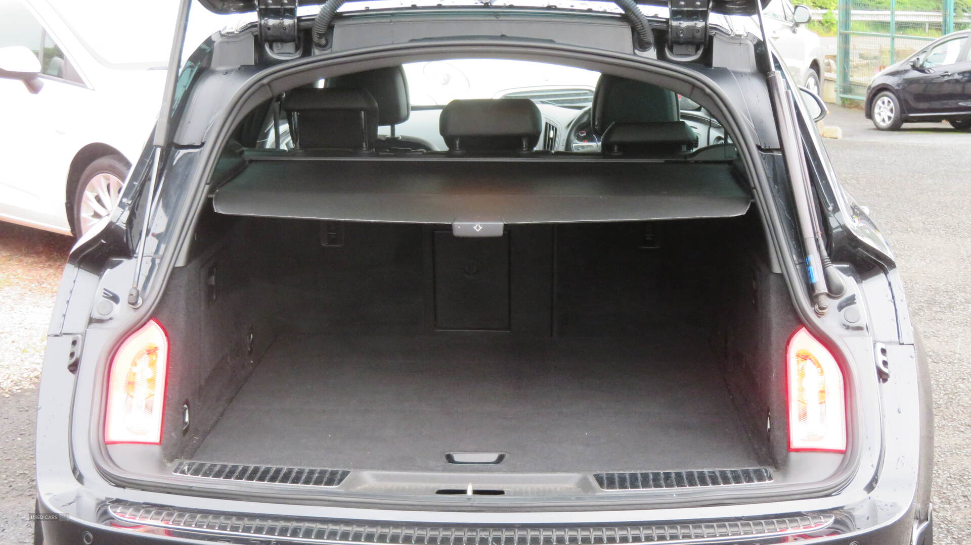 Vauxhall Insignia DIESEL SPORTS TOURER in Derry / Londonderry