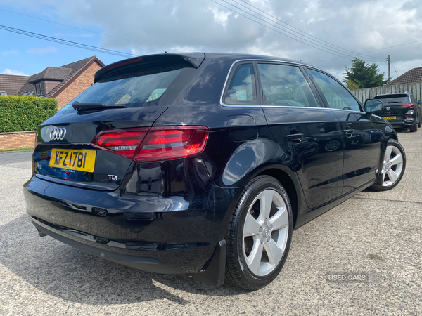 Audi A3 DIESEL SPORTBACK in Down