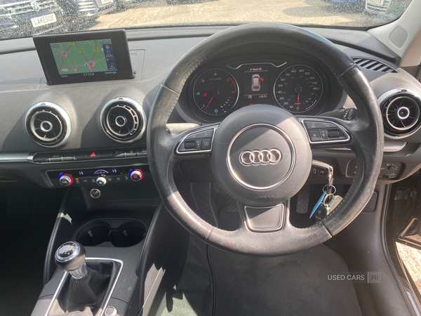 Audi A3 DIESEL SPORTBACK in Down