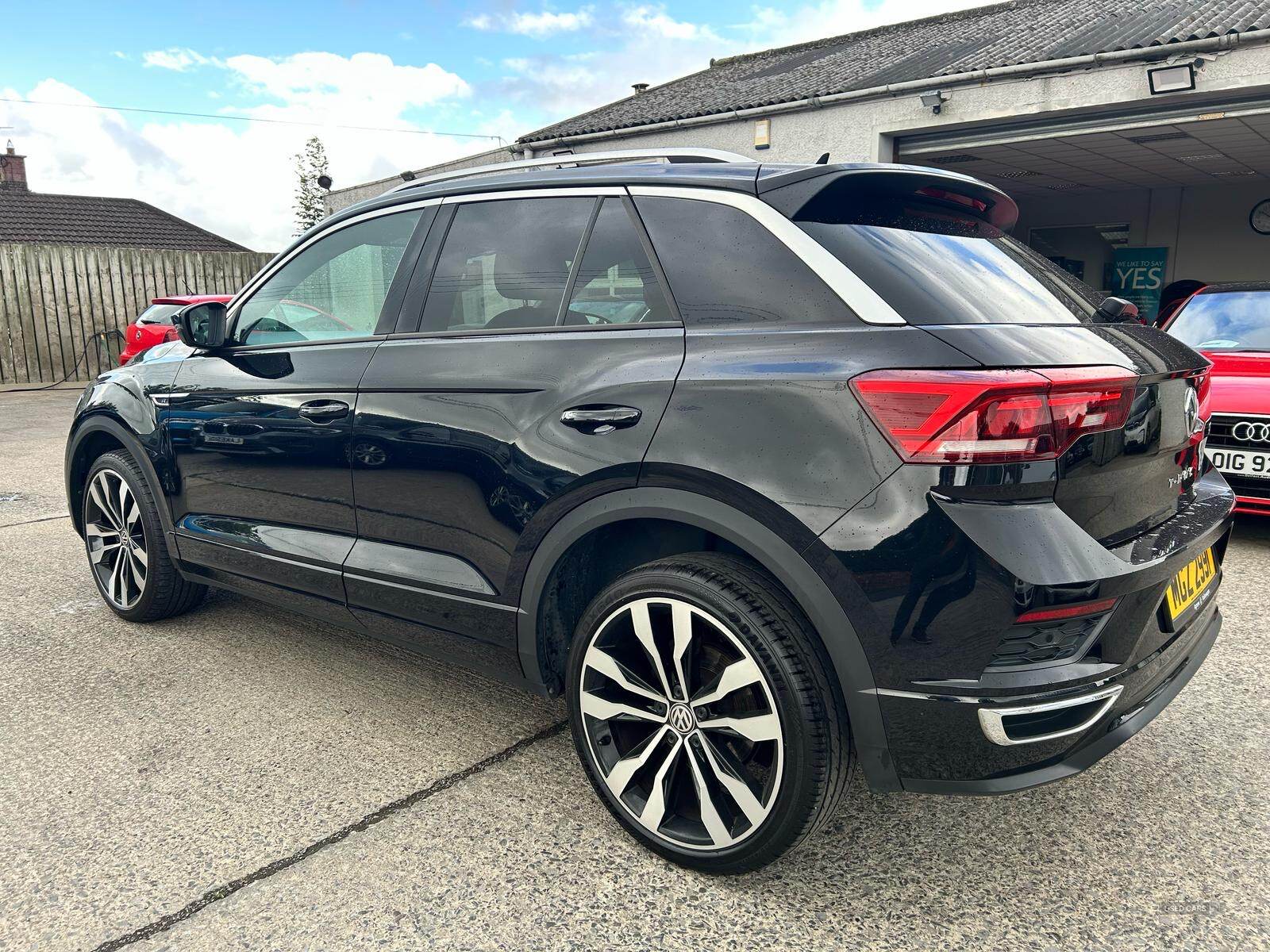 Volkswagen T-Roc DIESEL HATCHBACK in Down