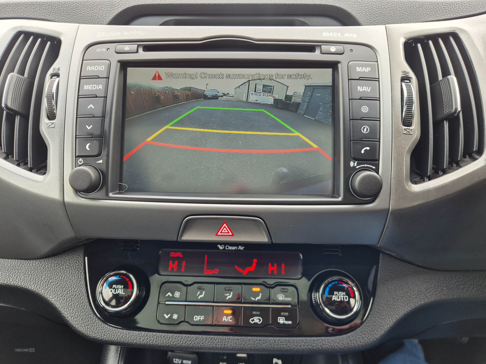 Dec 2015 Kia Sportage 1.7 CRDi ISG 3 5dr [Sat Nav]