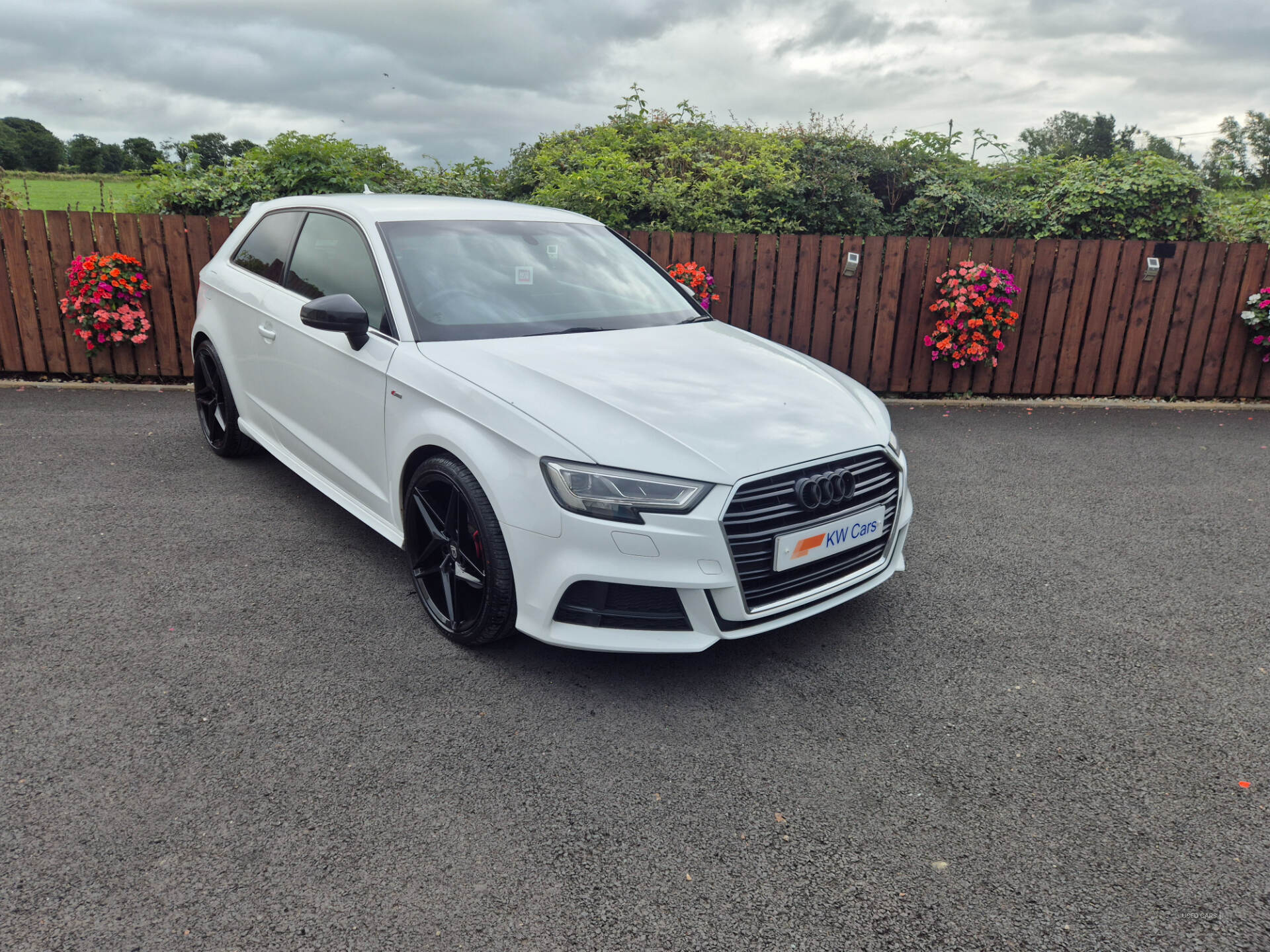 Nov 2016 Audi A3 1.6 TDI S Line 3dr