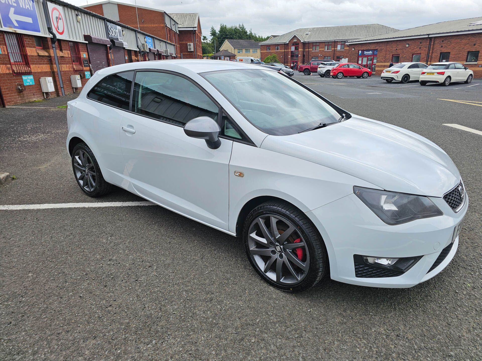 Seat Ibiza SPORT COUPE SPECIAL EDITION in Down