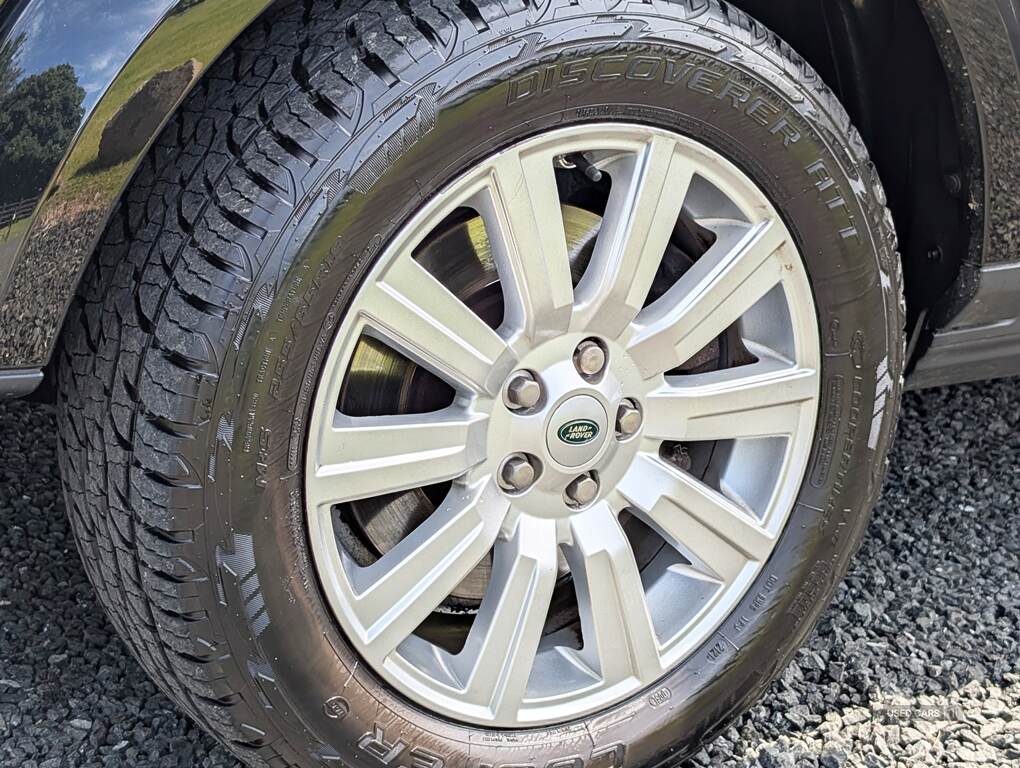 Land Rover Discovery DIESEL SW in Antrim