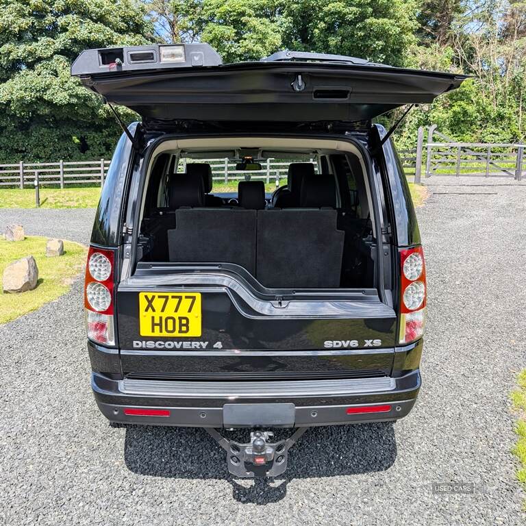 Land Rover Discovery DIESEL SW in Antrim