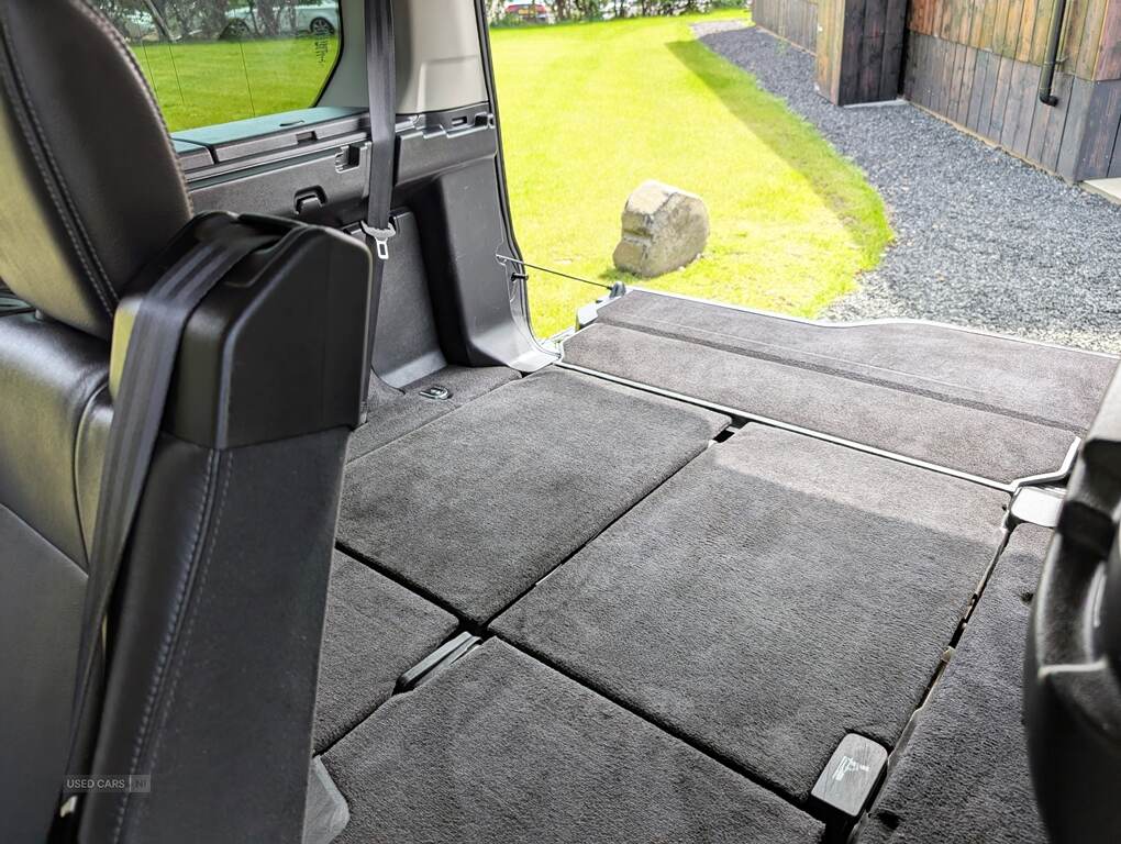 Land Rover Discovery DIESEL SW in Antrim