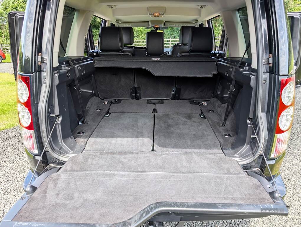 Land Rover Discovery DIESEL SW in Antrim