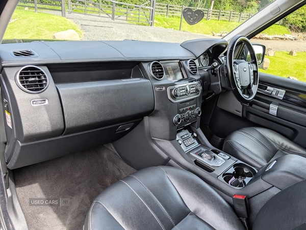 Land Rover Discovery DIESEL SW in Antrim