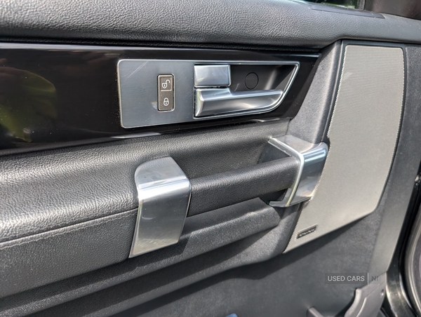 Land Rover Discovery DIESEL SW in Antrim