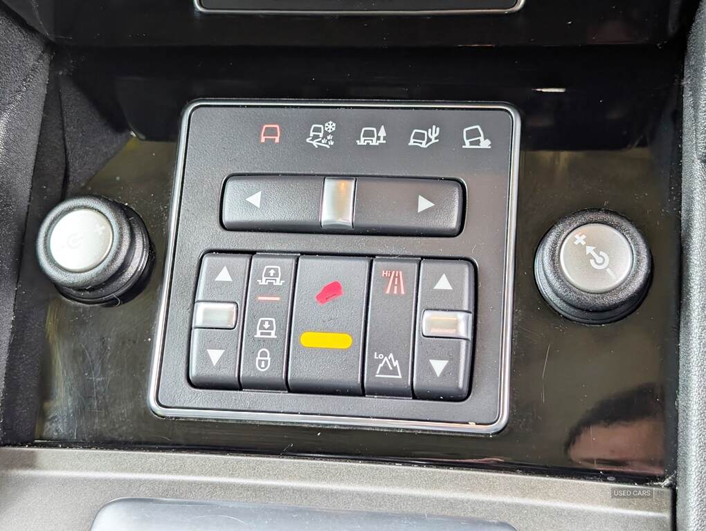 Land Rover Discovery DIESEL SW in Antrim