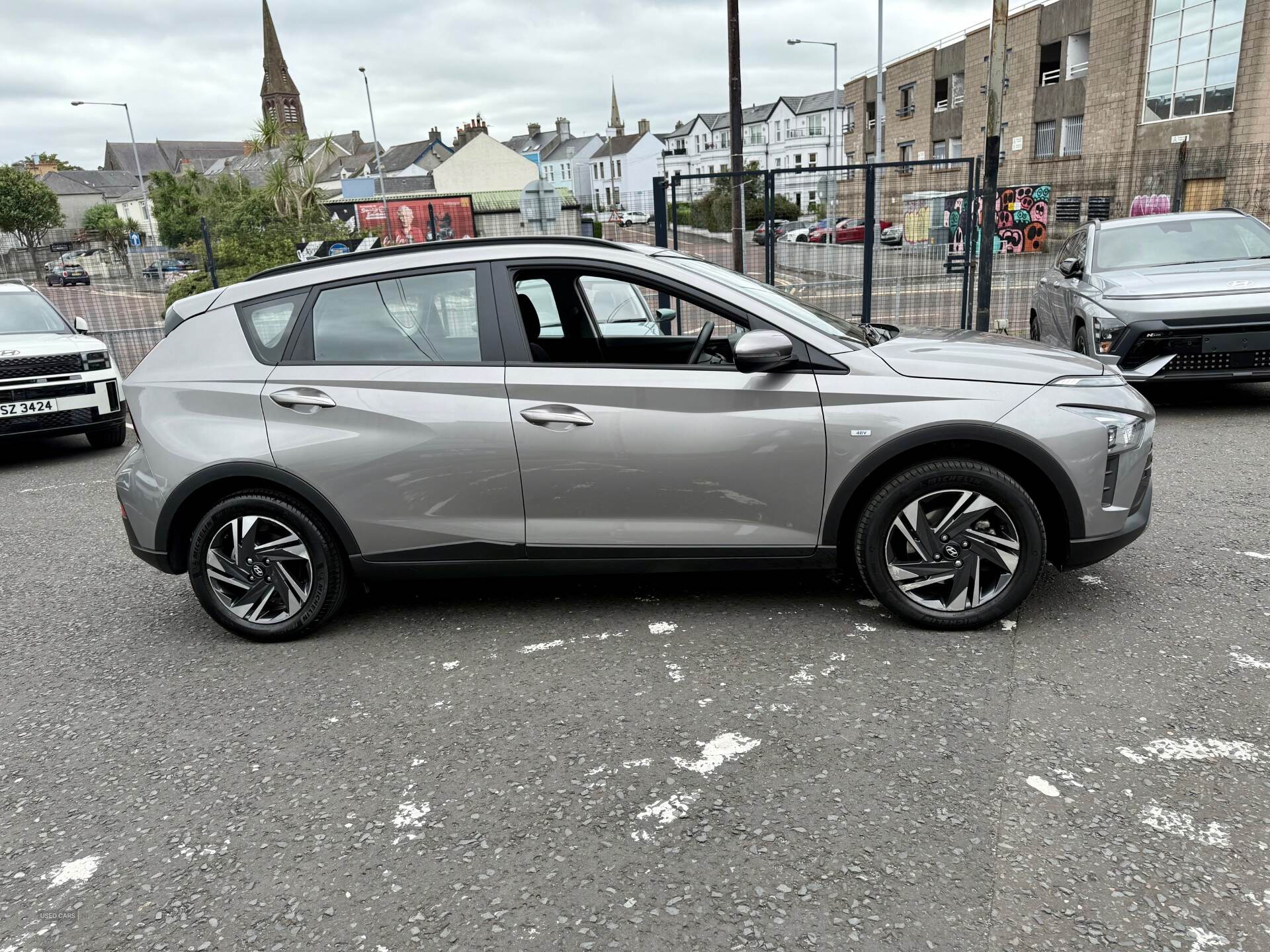 Hyundai Bayon HATCHBACK in Down