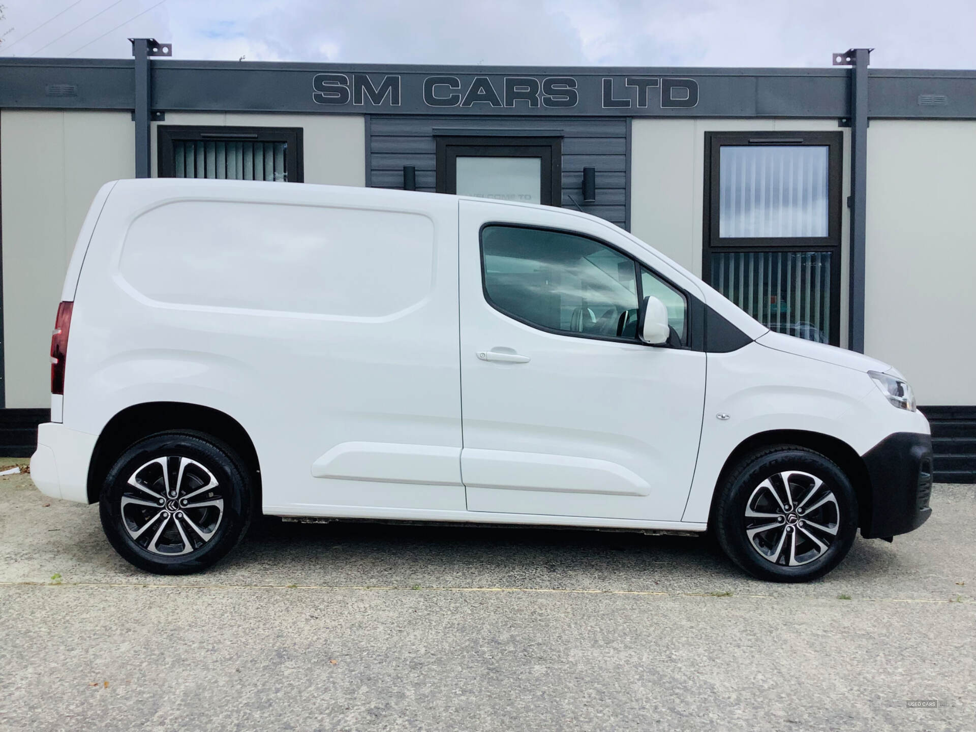 Citroen Berlingo M DIESEL in Down