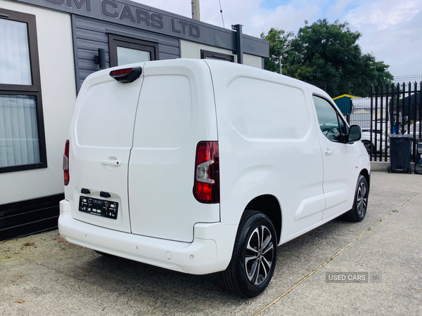 Citroen Berlingo M DIESEL in Down