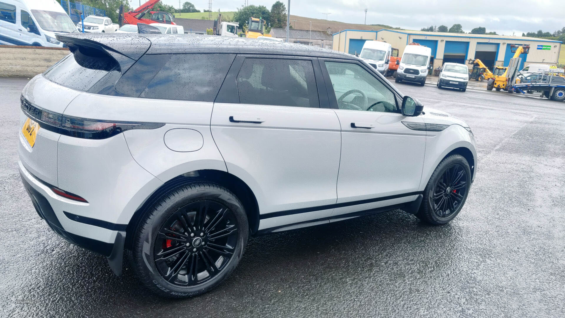 Jan 2025 Land Rover Range Rover Evoque 2.0 D200 Dynamic SE 5dr Auto