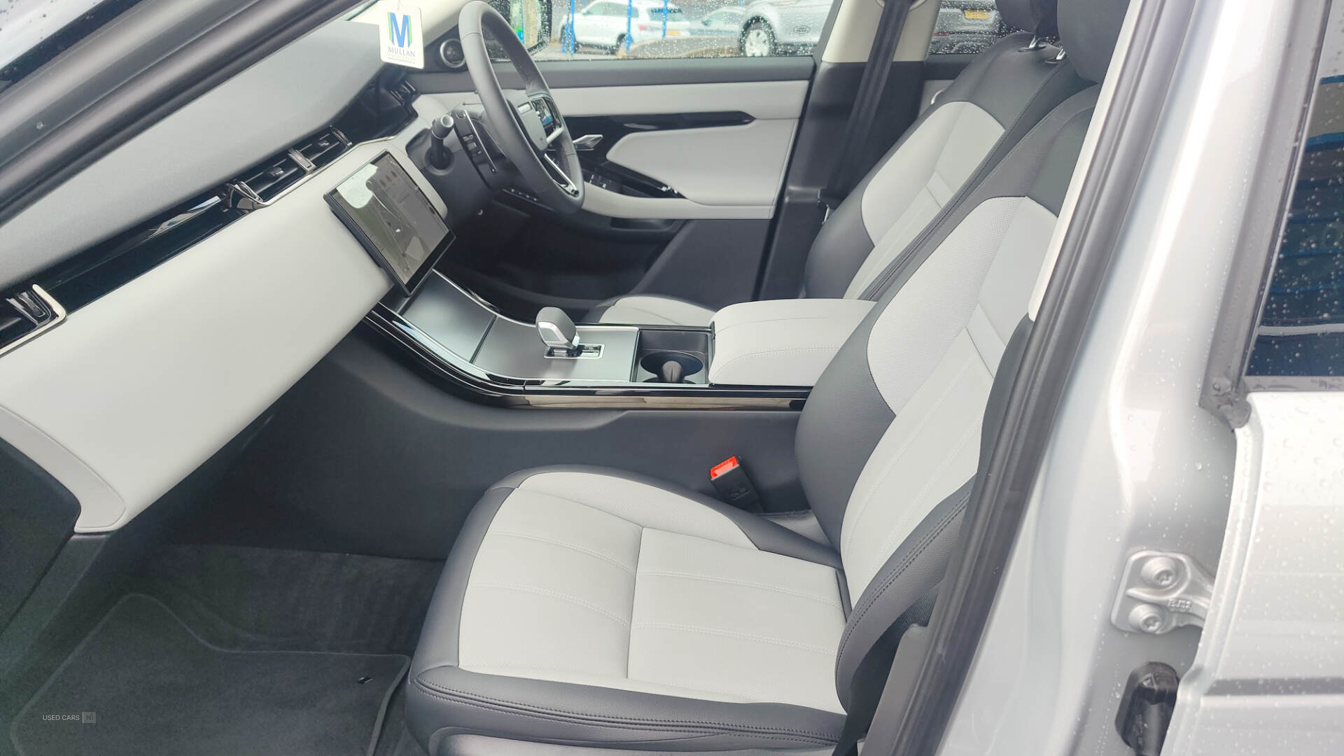 Jan 2025 Land Rover Range Rover Evoque 2.0 D200 Dynamic SE 5dr Auto