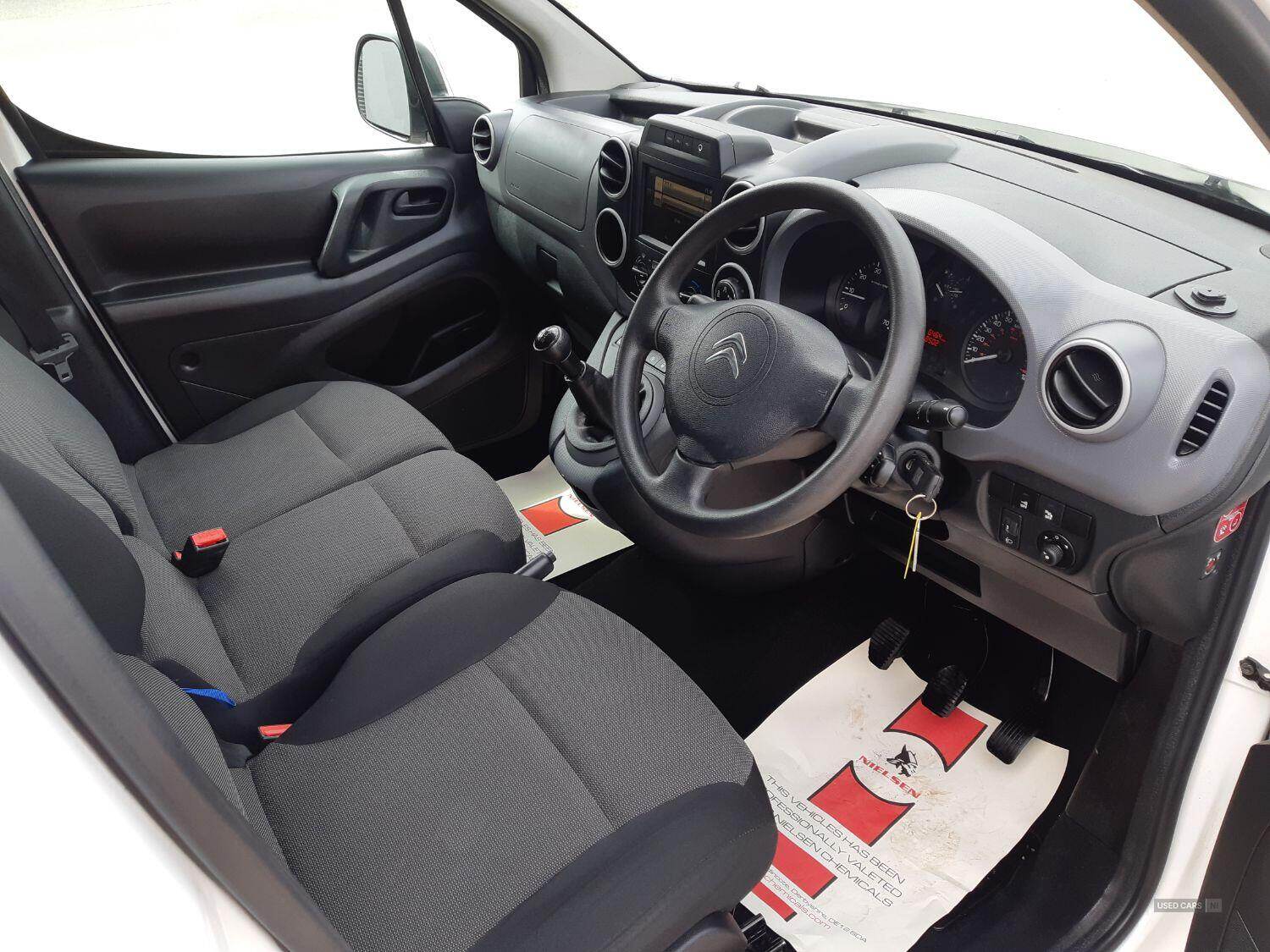 Car Thumbnail 7