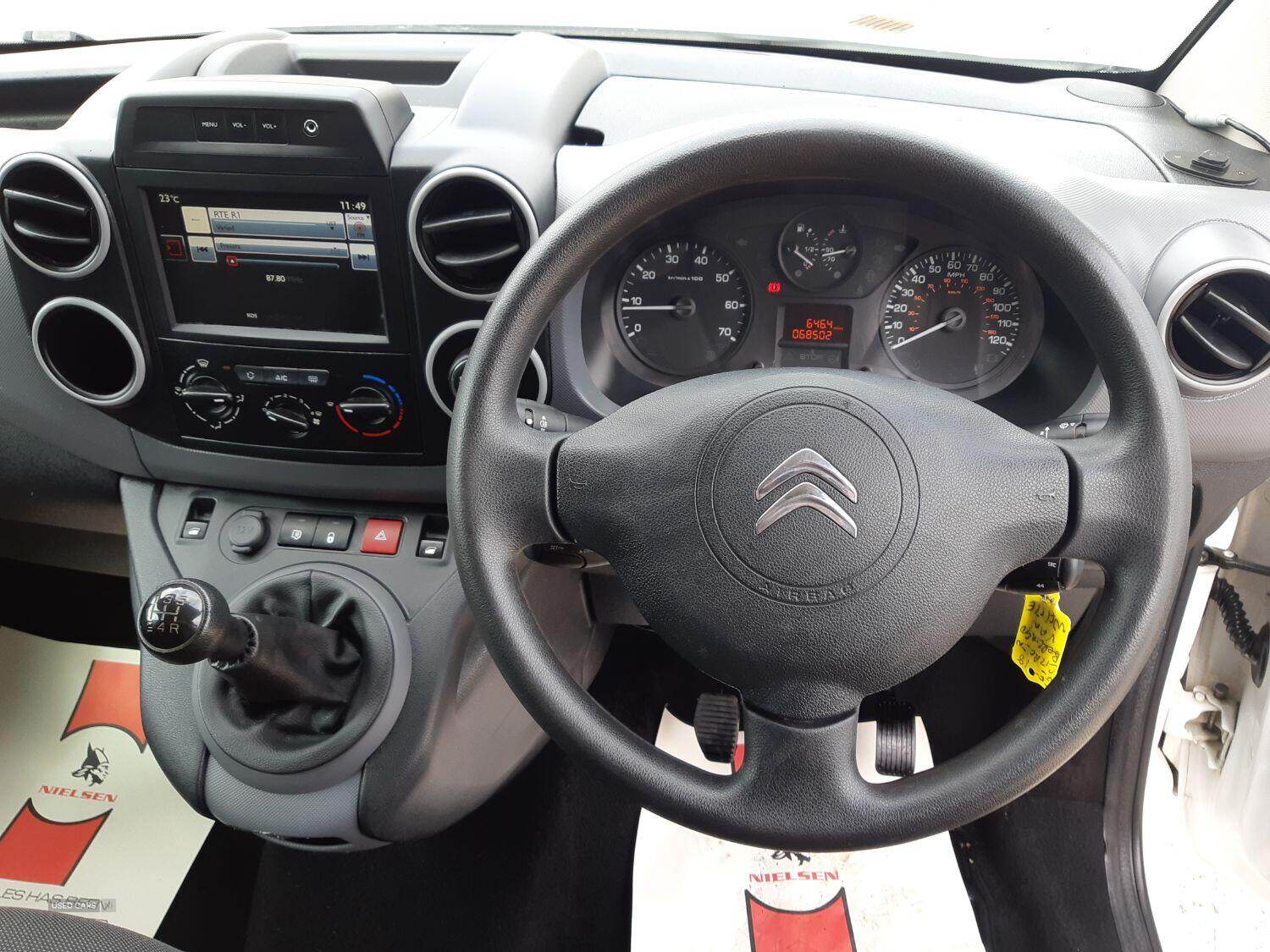 Car Thumbnail 8
