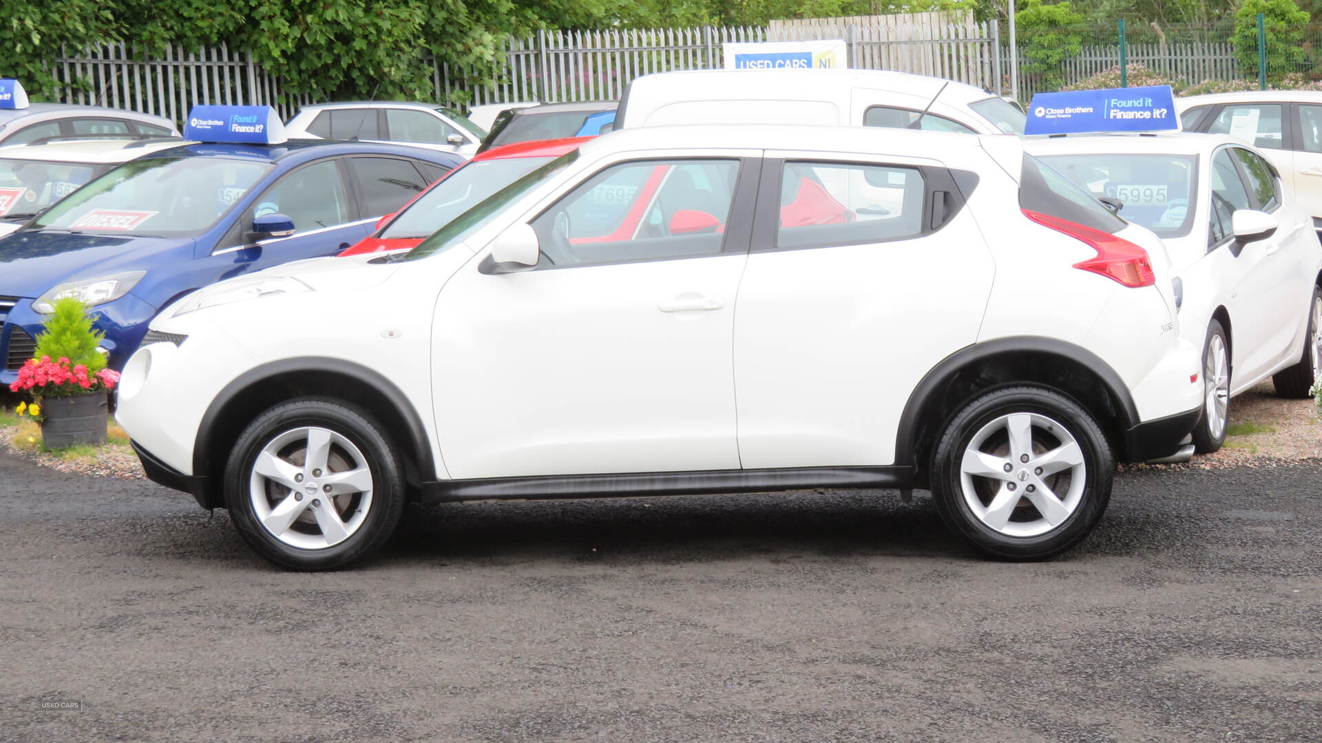 Nissan Juke HATCHBACK in Derry / Londonderry