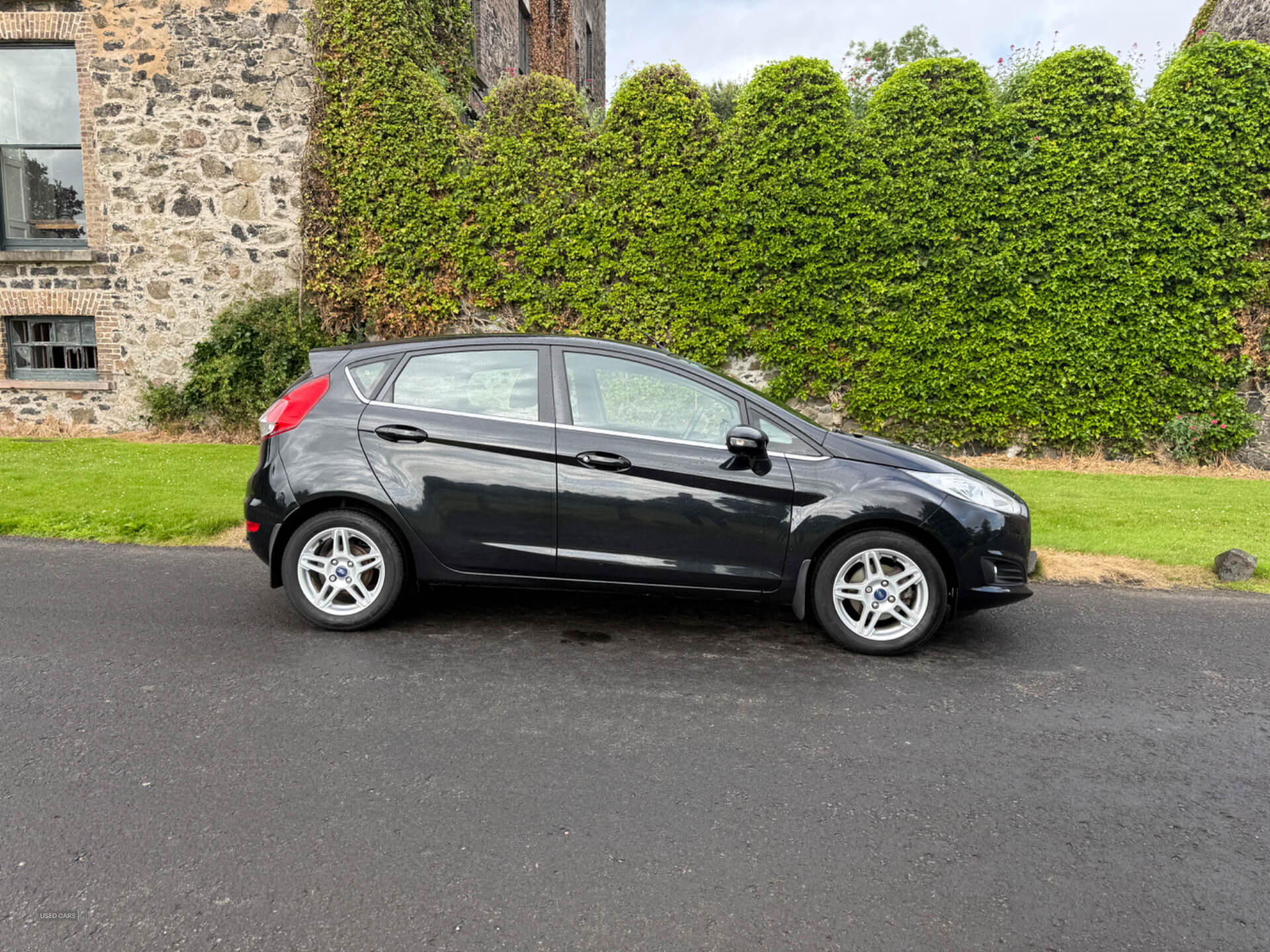 Jun 2013 Ford Fiesta 1.0 EcoBoost Zetec 5dr