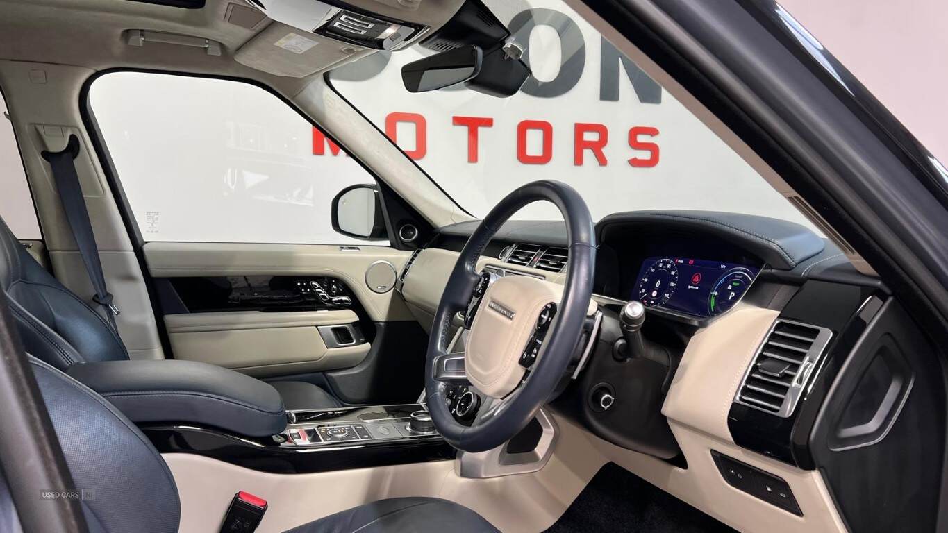 Mar 2021 Land Rover Range Rover 2.0 P400e Autobiography 4dr Auto