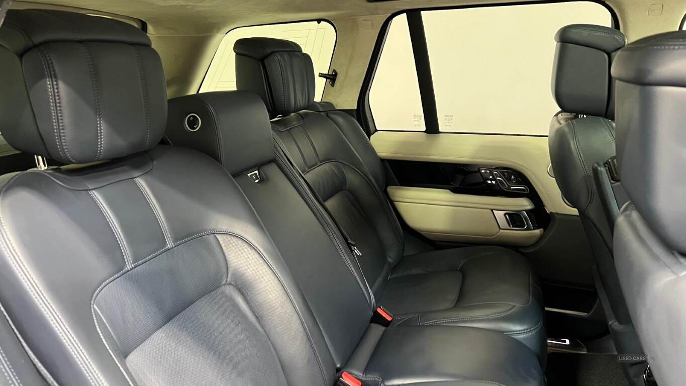 Mar 2021 Land Rover Range Rover 2.0 P400e Autobiography 4dr Auto