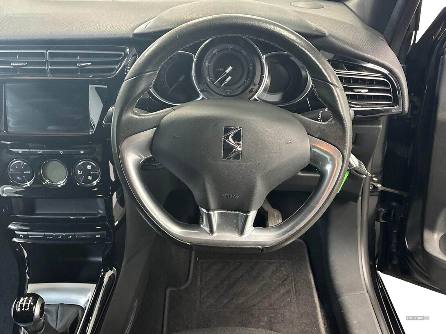 May 2018 DS DS3 1.2 Puretech 82 Connected Chic 3Dr