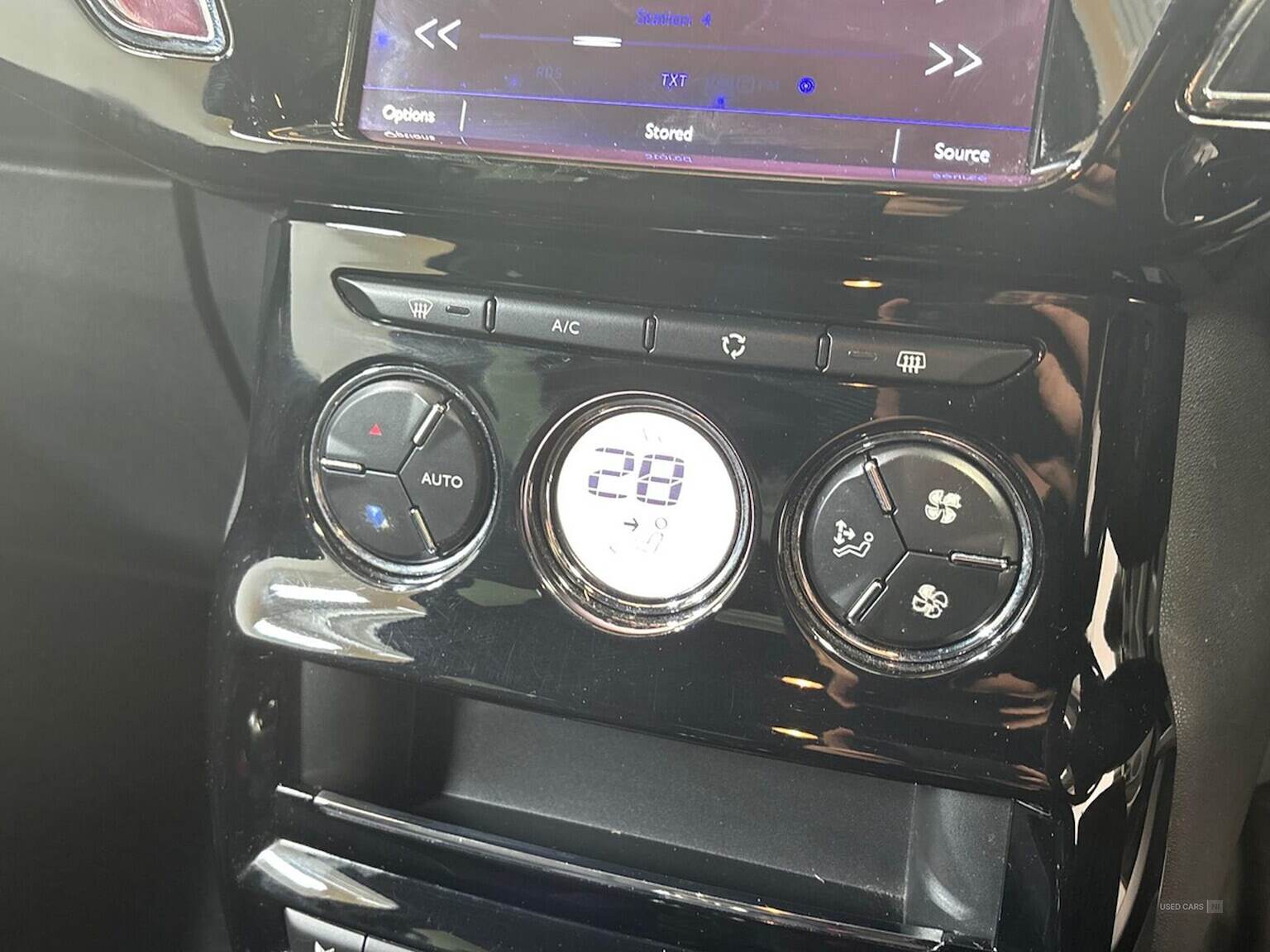 May 2018 DS DS3 1.2 Puretech 82 Connected Chic 3Dr