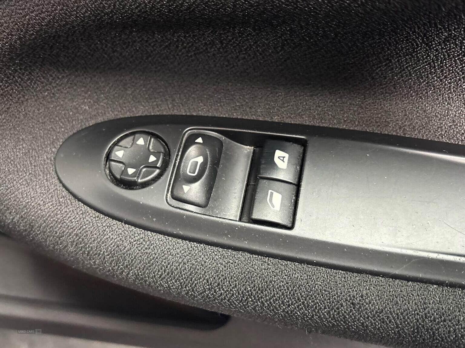 May 2018 DS DS3 1.2 Puretech 82 Connected Chic 3Dr