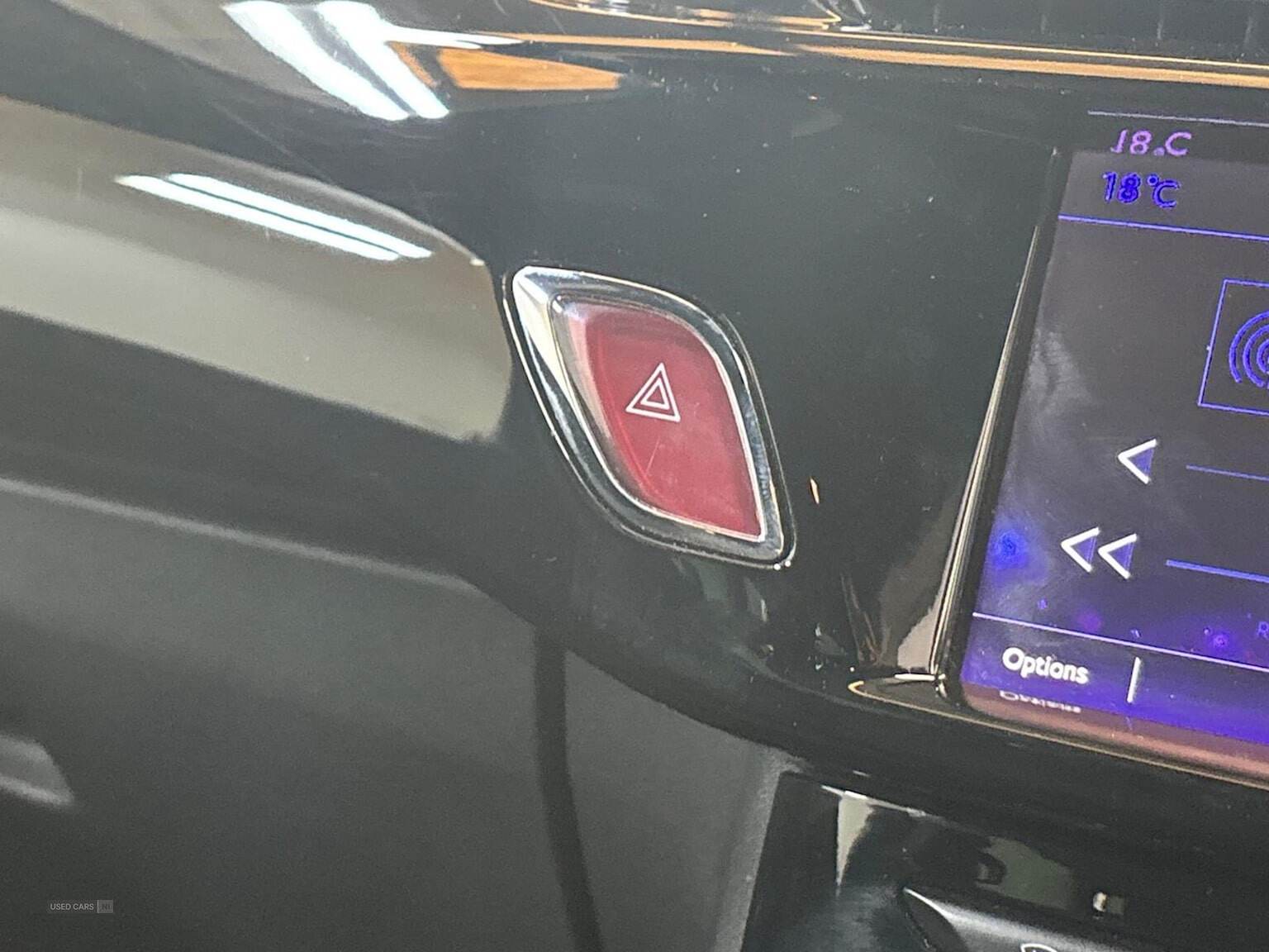 May 2018 DS DS3 1.2 Puretech 82 Connected Chic 3Dr