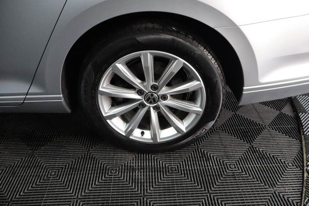 Sep 2015 Volkswagen Passat 1.6 TDI SE Business 4dr