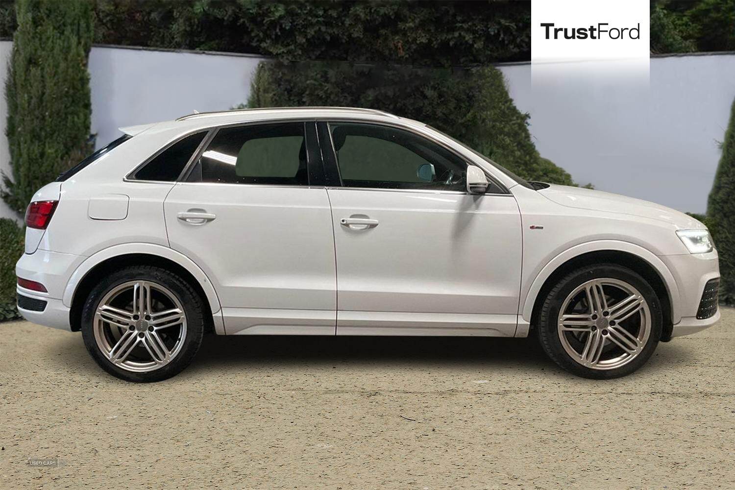 Feb 2016 Audi Q3 2.0 TDI Quattro S Line Plus 5dr